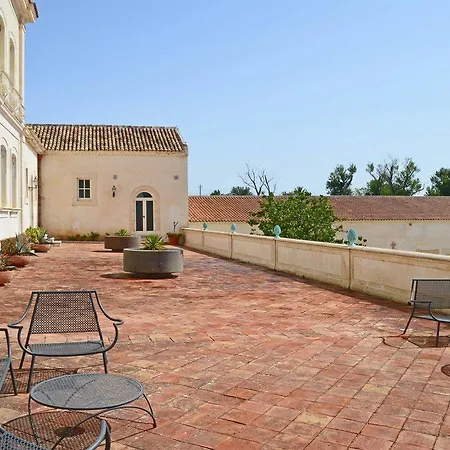 Borgo Di Luce I Monasteri Golf & فندق سيراكوزا
