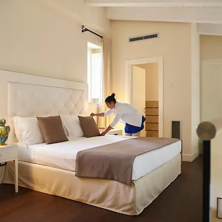 فندق Borgo Di Luce I Monasteri Golf &