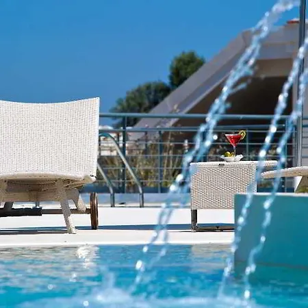 Borgo Di Luce I Monasteri Golf & فندق
