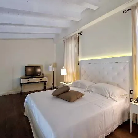 فندق Borgo Di Luce I Monasteri Golf & سيراكوزا