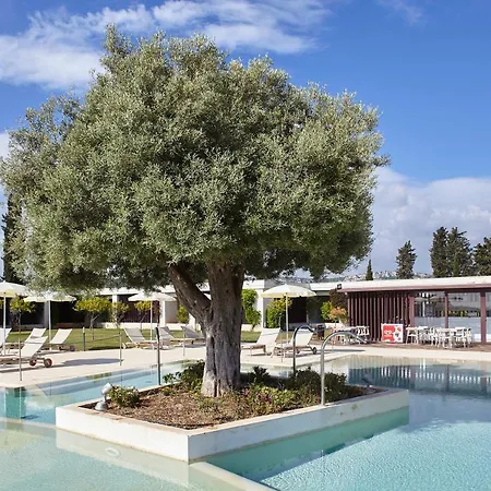 فندق Borgo Di Luce I Monasteri Golf &
