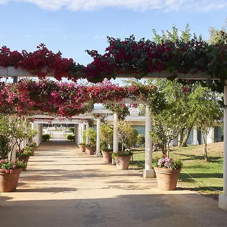 Borgo Di Luce I Monasteri Golf & فندق